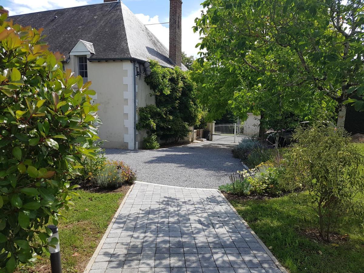 Les 7 Tilleuls - Gite Mesland Exterior foto